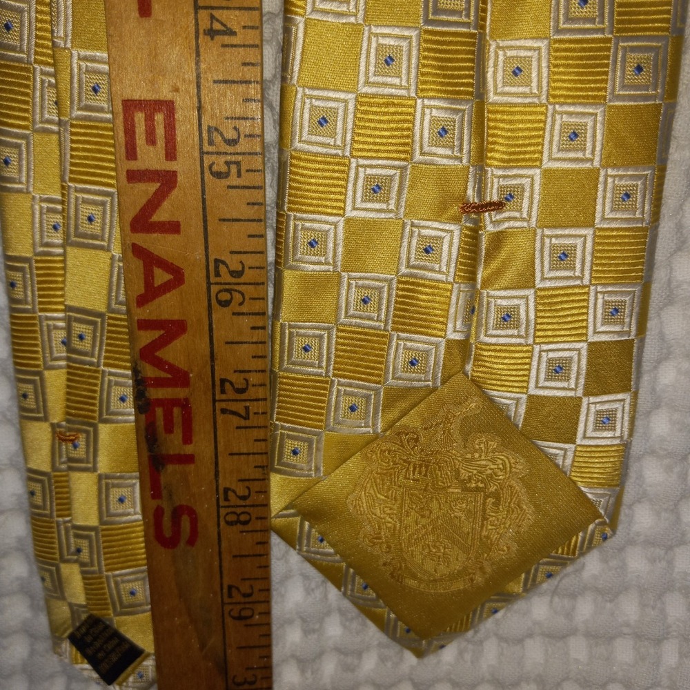 Donald J Trump Signature Collection Yellow Gold Geometric Silk Necktie Tie - Picture 5 of 9